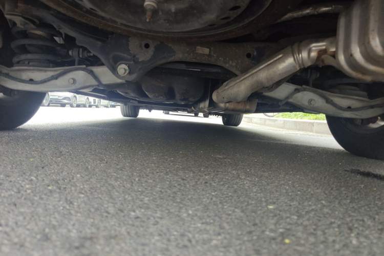 Used Buick GL8 2021 ES Landtrek 653T Comfort Edition Chassis Rear