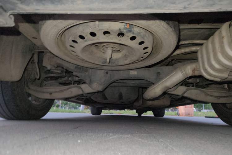 Used Buick GL8 2021 ES Landtrek 653T Comfort Edition Chassis Rear