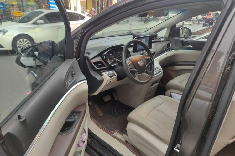 Used Buick GL8 2021 Land Cruiser Executive Class 652T Comfort Model Driver Seat