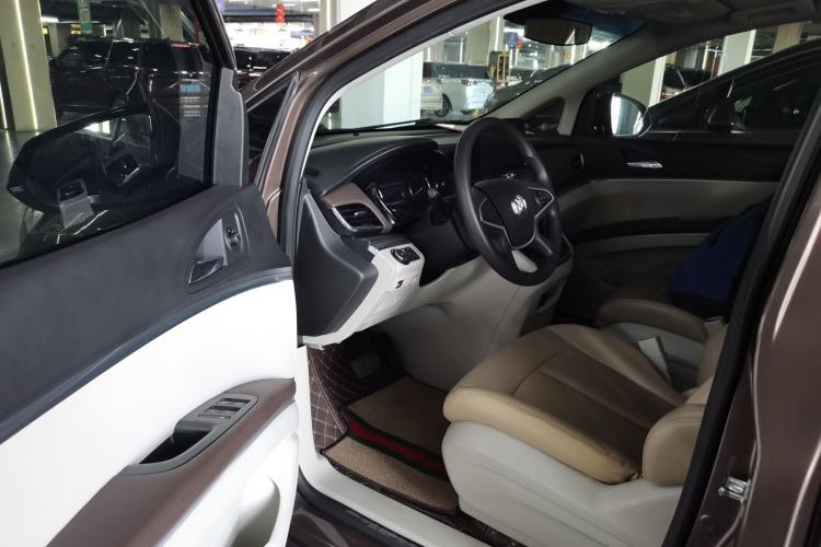 Used Buick GL8 2021 Land Cruiser Executive Class 652T Comfort Model Driver Seat