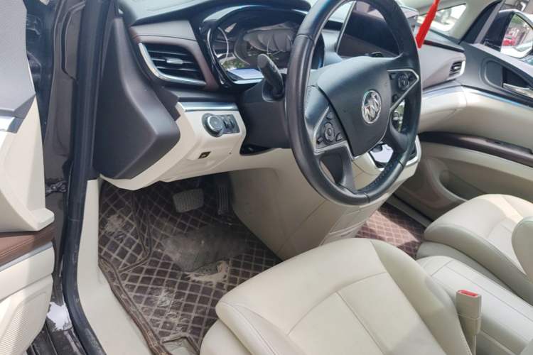 Used Buick GL8 2021 Land Cruiser Executive Class 652T Luxury Model Driver Seat