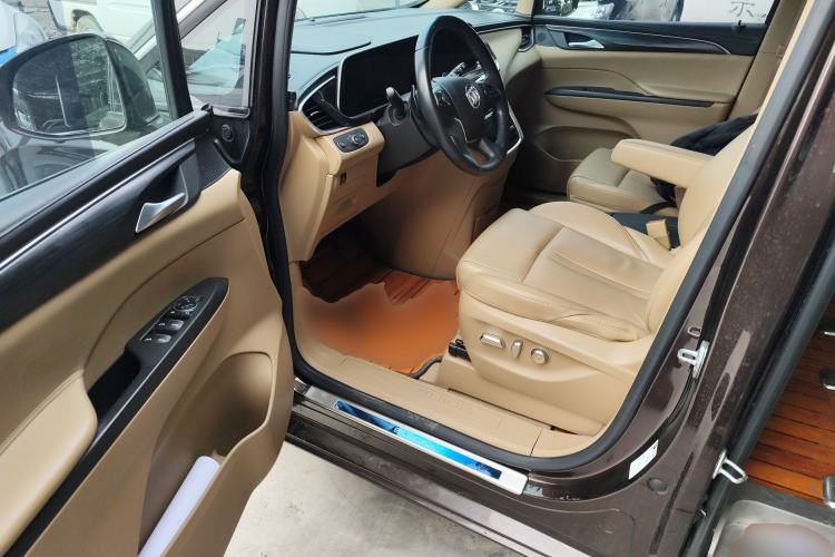 Used Buick GL8 2021 ES Land Cruiser 653T Luxury Edition Driver Seat