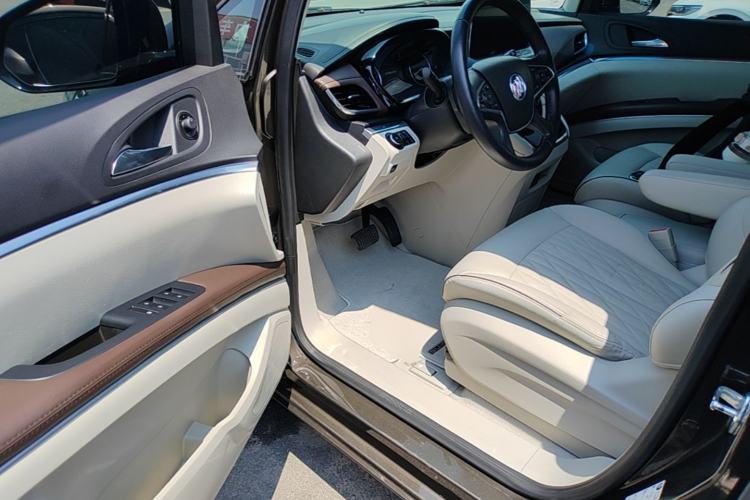 Used Buick GL8 2021 Land Cruiser Executive Class 652T Luxury Model Driver Seat