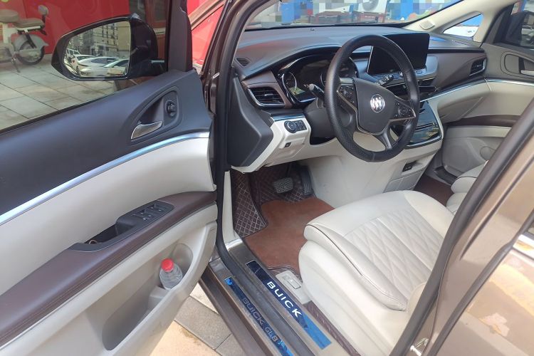 Used Buick GL8 2021 Land Cruiser Executive Class 652T Luxury Model Driver Seat