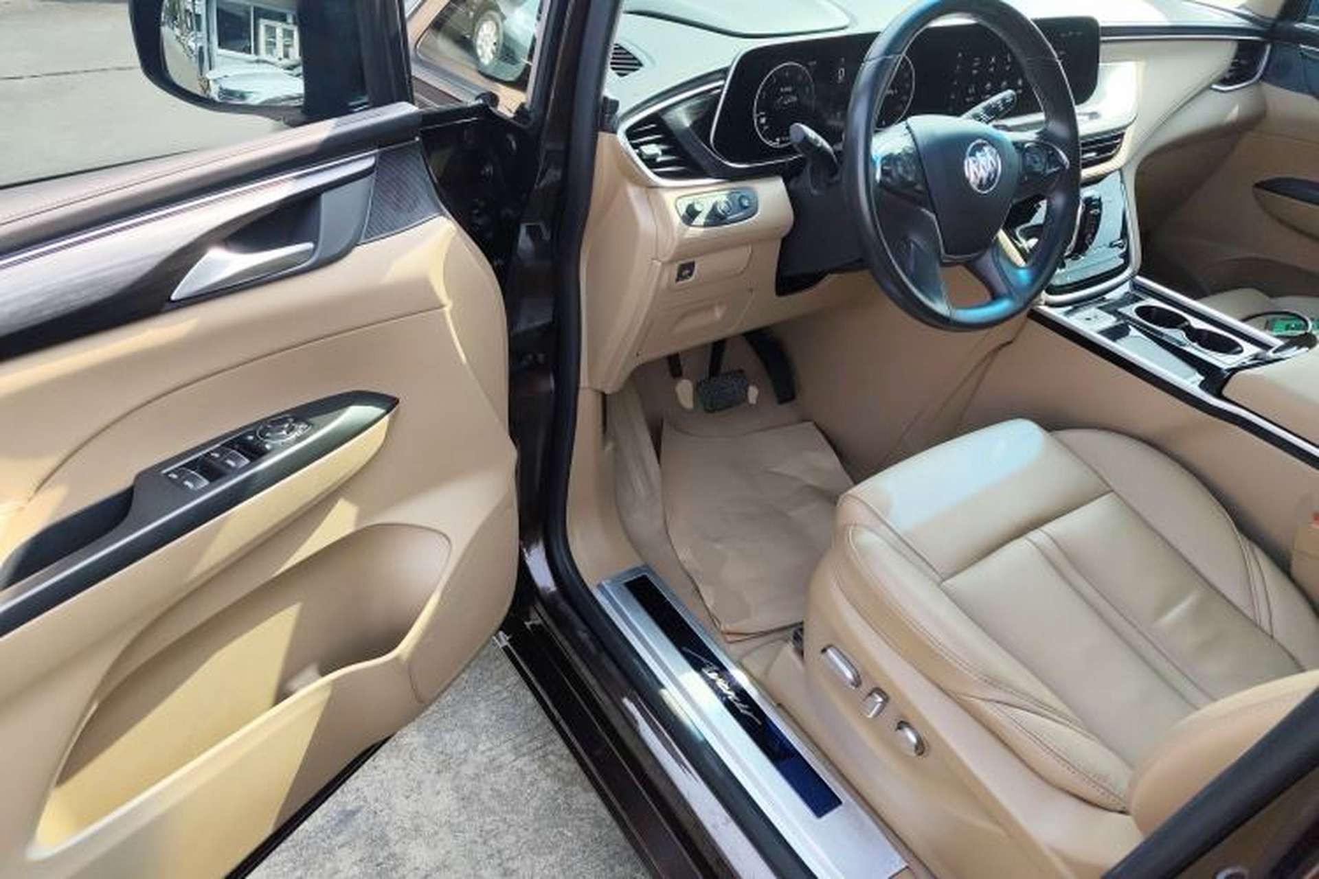 Used Buick GL8 2021 ES Land Cruiser 653T Luxury Edition Driver Seat