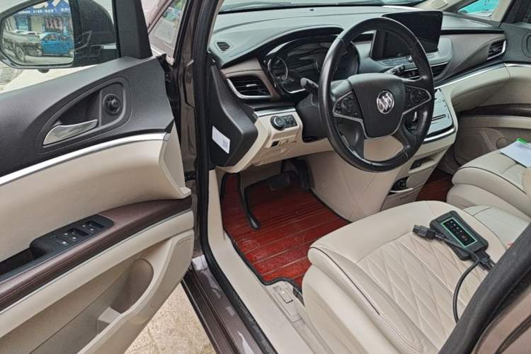Used Buick GL8 2021 Land Cruiser Executive Class 652T Luxury Model Driver Seat