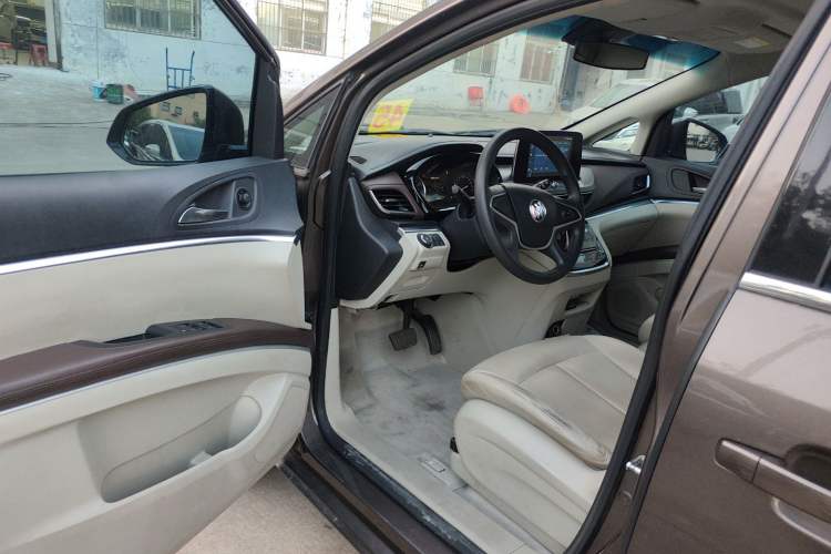 Used Buick GL8 2021 Land Cruiser Executive Class 652T Comfort Model Driver Seat