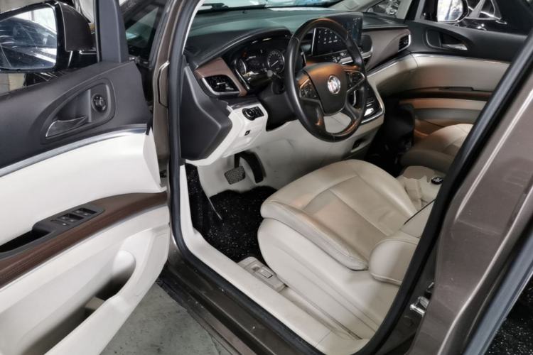 Used Buick GL8 2021 Land Cruiser Executive Class 652T Luxury Model Driver Seat