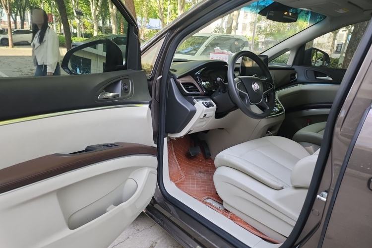 Used Buick GL8 2021 Land Cruiser Executive Class 652T Comfort Model Driver Seat