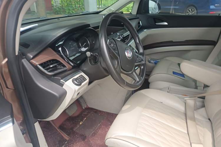 Used Buick GL8 2021 Land Cruiser Executive Class 652T Luxury Model Driver Seat
