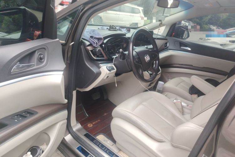 Used Buick GL8 2021 Land Cruiser Executive Class 652T Luxury Model Driver Seat