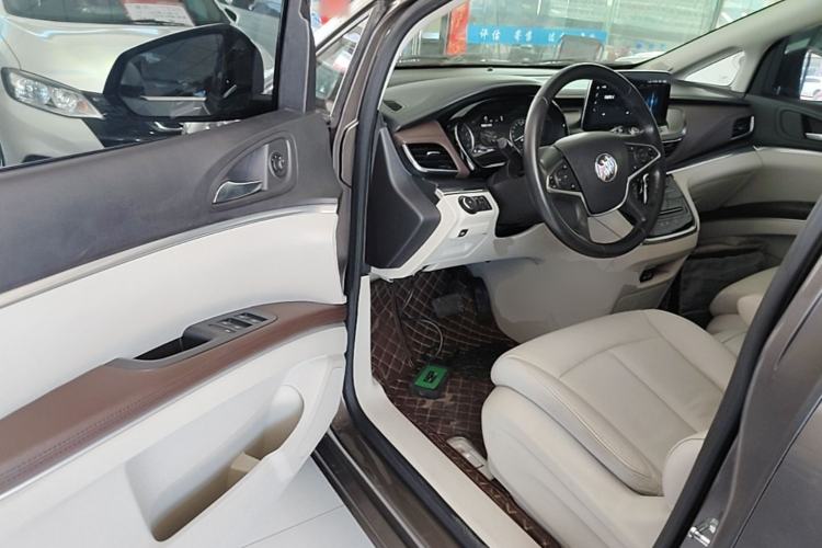 Used Buick GL8 2021 Land Cruiser Executive Class 652T Luxury Model Driver Seat