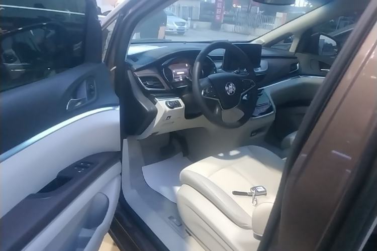 Used Buick GL8 2021 Land Cruiser Executive Class 652T Luxury Model Driver Seat