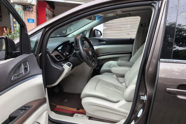 Used Buick GL8 2021 Land Cruiser Executive Class 652T Comfort Model Driver Seat