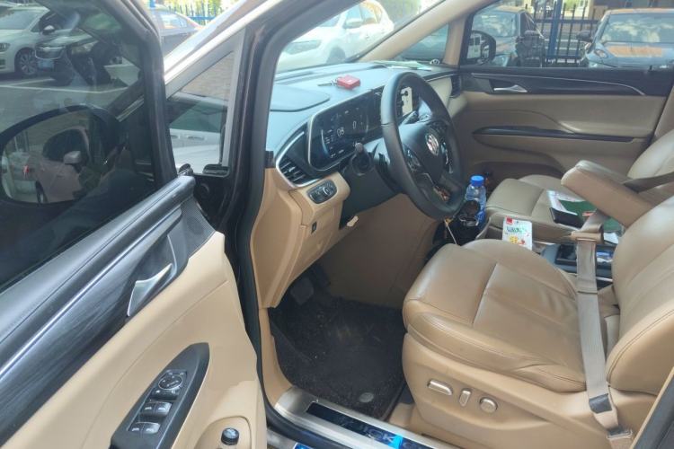 Used Buick GL8 2021 ES Land Cruiser 653T Luxury Edition Driver Seat