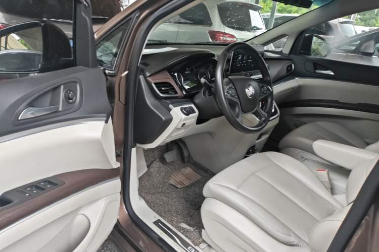Used Buick GL8 2021 Land Cruiser Executive 652T Premium Model Driver Seat
