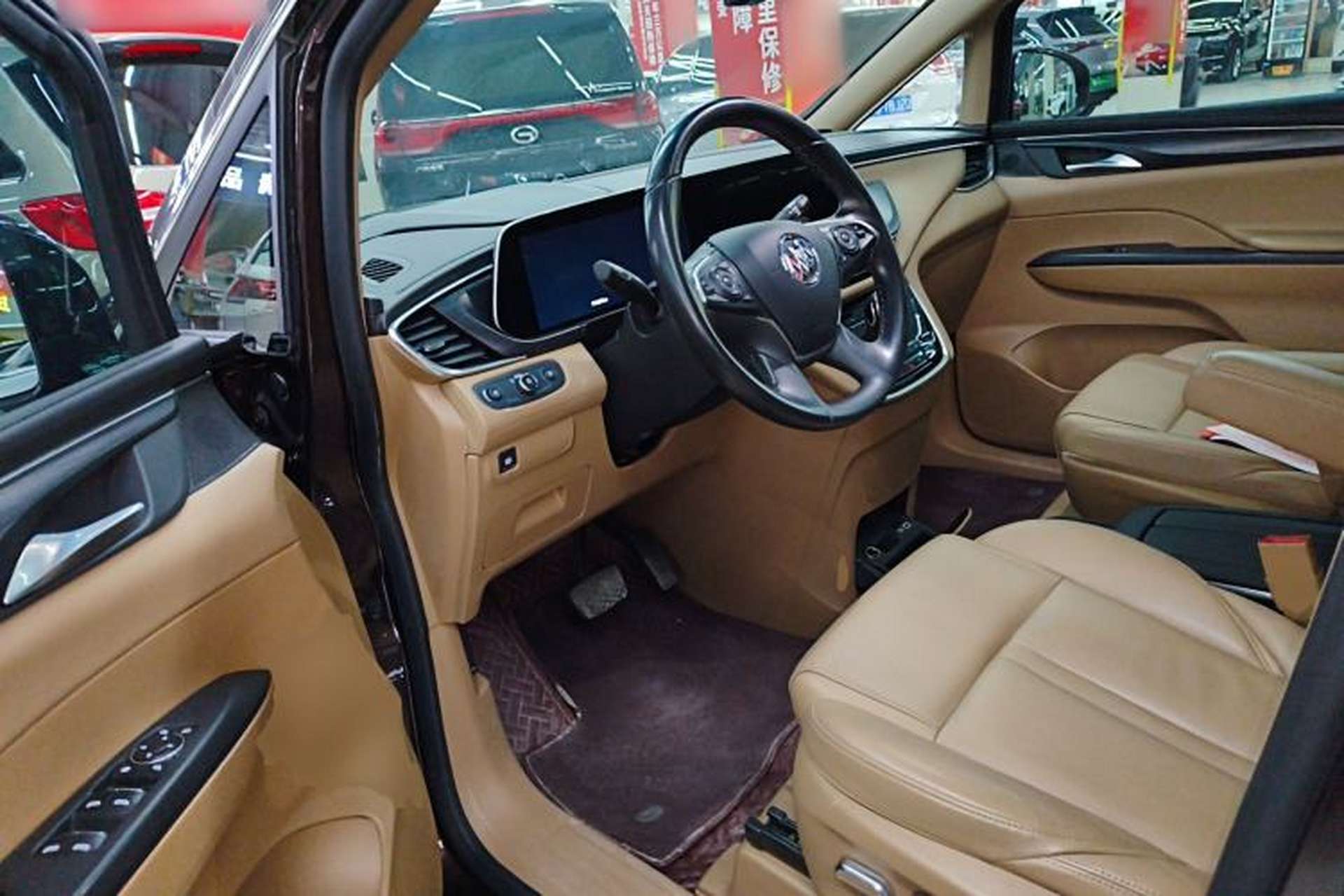 Used Buick GL8 2021 ES Land Cruiser 653T Luxury Edition Driver Seat