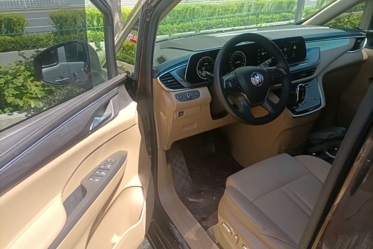 Used Buick GL8 2021 ES Landtrek 653T Luxury Model Driver Seat