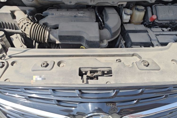 Used Buick GL8 2021 Land Cruiser Executive Class 652T Luxury Model Engine Bay