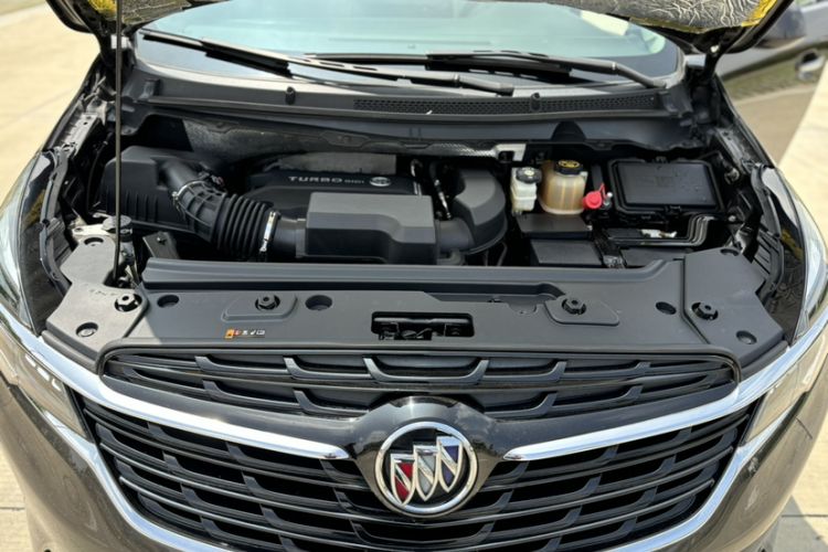 Used Buick GL8 2021 Land Cruiser Executive Class 652T Luxury Model Engine Bay