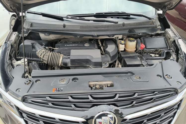 Used Buick GL8 2021 Land Cruiser Executive Class 652T Luxury Model Engine Bay