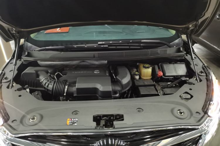 Used Buick GL8 2021 ES Landtrek 653T Luxury Model Engine Bay