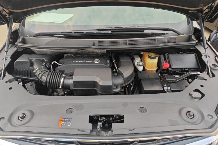 Used Buick GL8 2021 ES Landtrek 653T Luxury Model Engine Bay