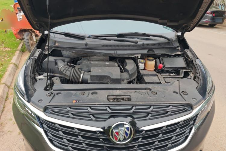Used Buick GL8 2021 Land Cruiser Executive Class 652T Luxury Model Engine Bay