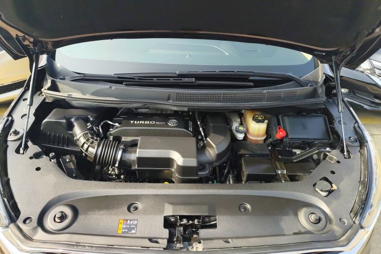Used Buick GL8 2021 ES Land Cruiser 653T Luxury Edition Engine Bay