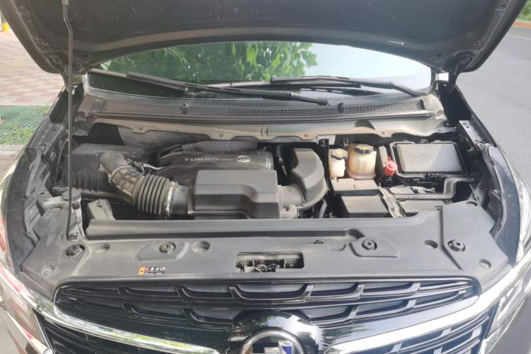 Used Buick GL8 2021 Land Cruiser Executive Class 652T Smart Luxury Model Engine Bay