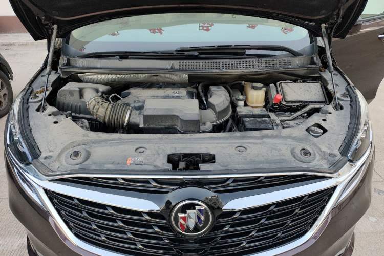 Used Buick GL8 2021 ES Landtrek 653T Luxury Model Engine Bay