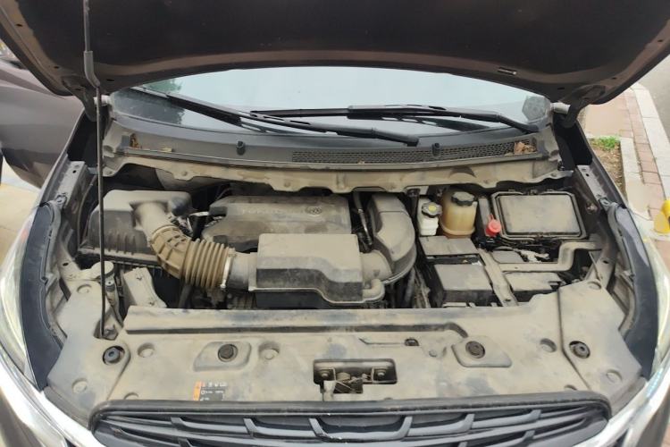Used Buick GL8 2021 Land Cruiser Executive Class 652T Comfort Model Engine Bay