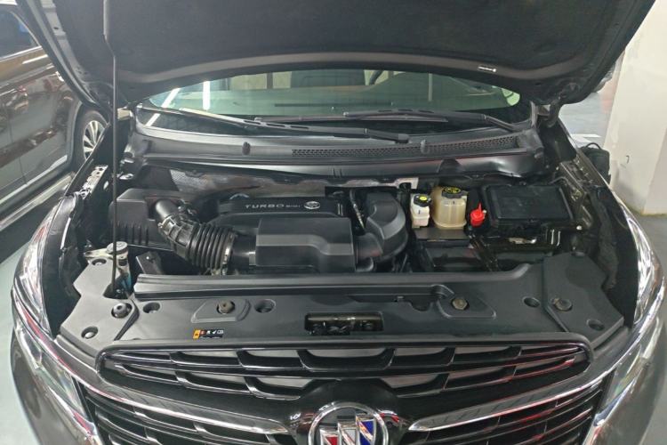 Used Buick GL8 2021 Land Cruiser Executive Class 652T Comfort Model Engine Bay