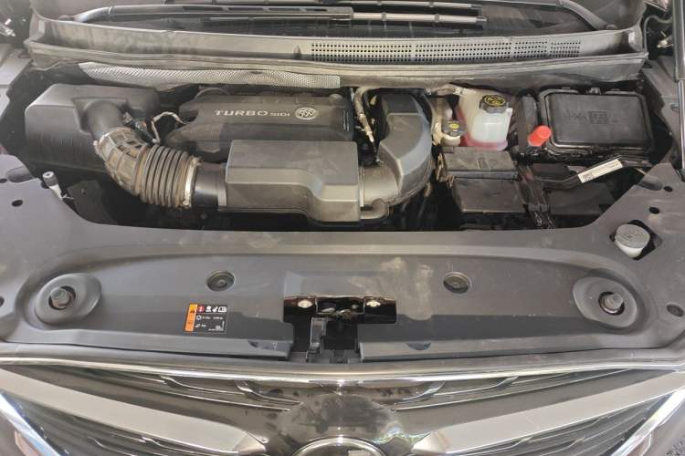 Used Buick GL8 2021 ES Land Cruiser 653T Luxury Edition Engine Bay