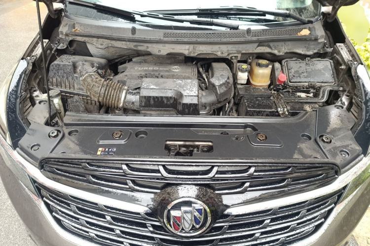 Used Buick GL8 2021 Land Cruiser Executive Class 652T Luxury Model Engine Bay