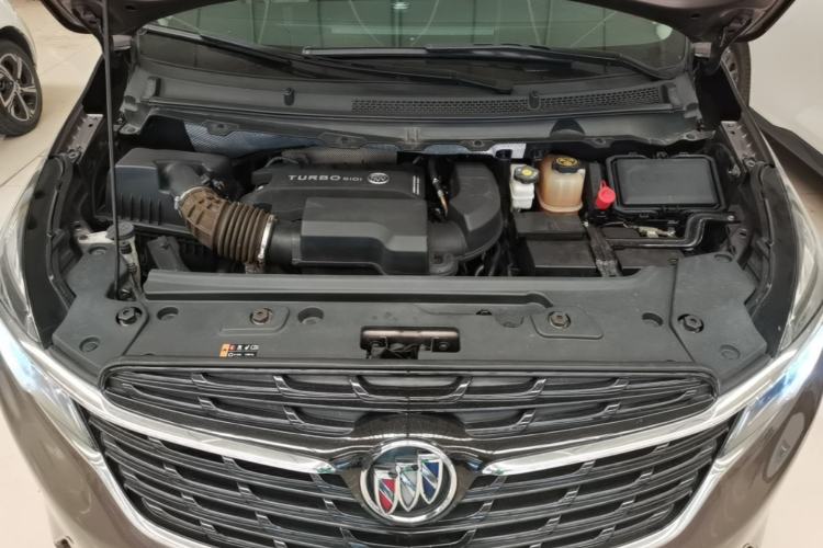 Used Buick GL8 2021 Land Cruiser Executive Class 652T Luxury Model Engine Bay
