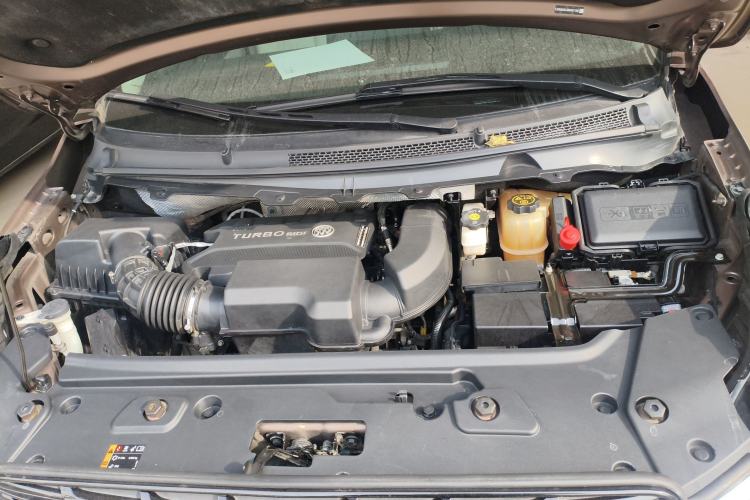 Used Buick GL8 2021 Land Cruiser Executive 652T Premium Model Engine Bay