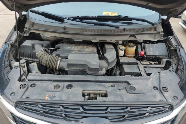 Used Buick GL8 2021 Land Cruiser Executive Class 652T Comfort Model Engine Bay