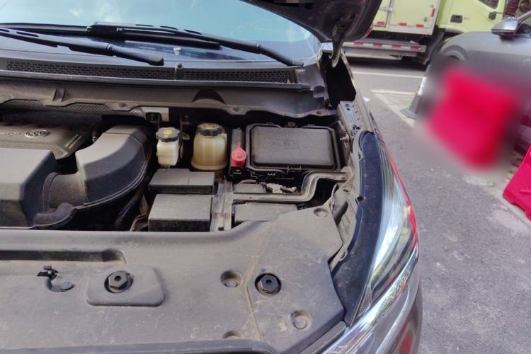 Used Buick GL8 2021 Land Cruiser Executive 652T Premium Model Engine Bay Left
