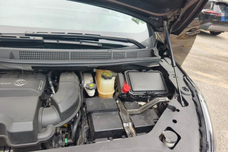 Used Buick GL8 2021 ES Landtrek 653T Comfort Edition Engine Bay Left