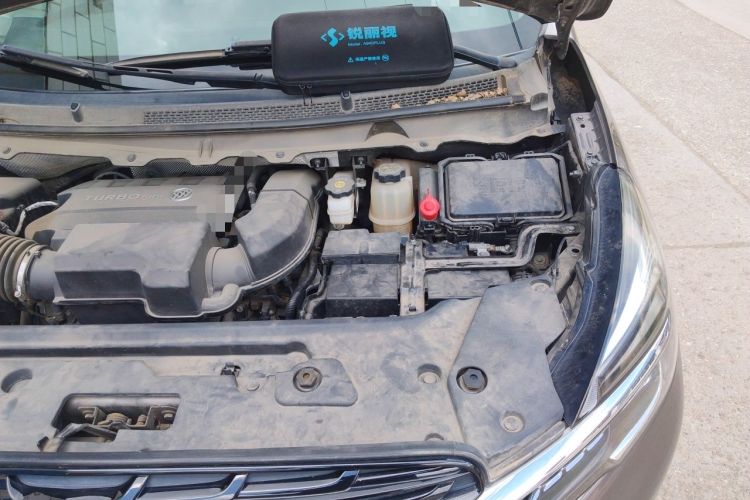 Used Buick GL8 2021 Land Cruiser Executive Class 652T Luxury Model Engine Bay Left