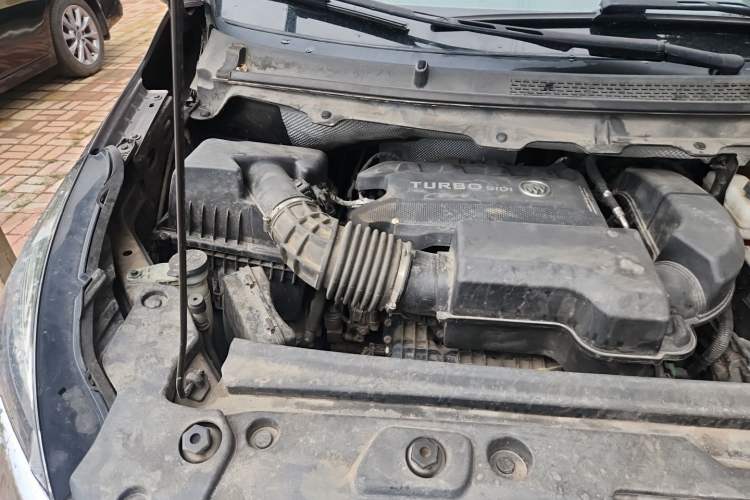 Used Buick GL8 2021 Land Cruiser Executive Class 652T Luxury Model Engine Bay Right