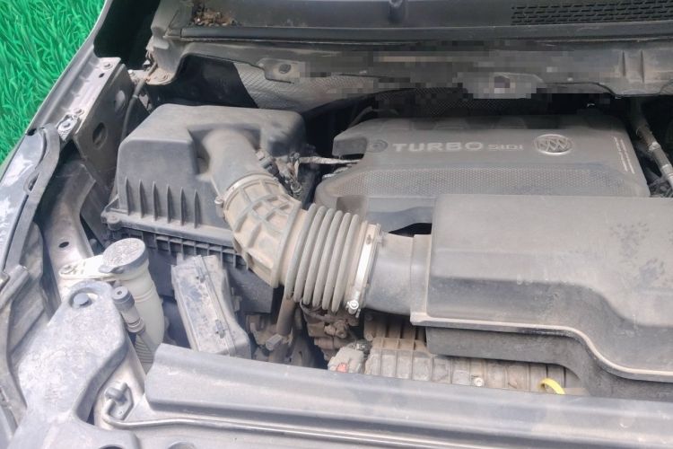 Used Buick GL8 2021 Land Cruiser Executive 652T Premium Model Engine Bay Right