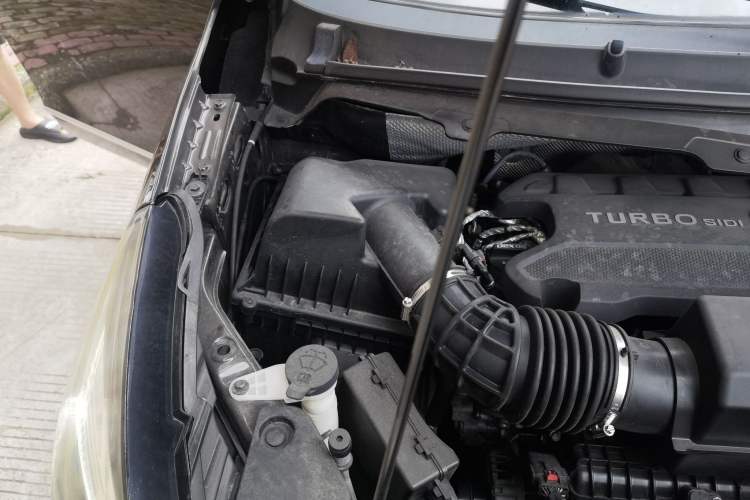 Used Buick GL8 2021 Land Cruiser Executive Class 652T Luxury Model Engine Bay Right