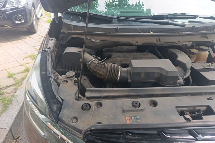 Used Buick GL8 2021 Land Cruiser Executive Class 652T Luxury Model Engine Bay Right