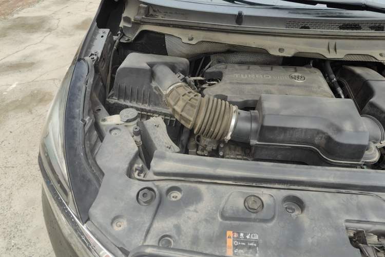 Used Buick GL8 2021 Land Cruiser Executive 652T Premium Model Engine Bay Right