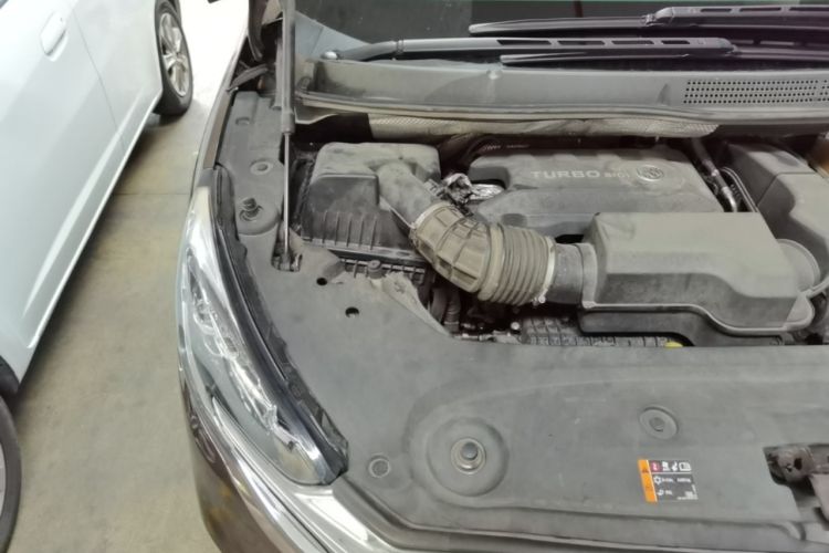 Used Buick GL8 2021 ES Landtrek 653T Comfort Edition Engine Bay Right