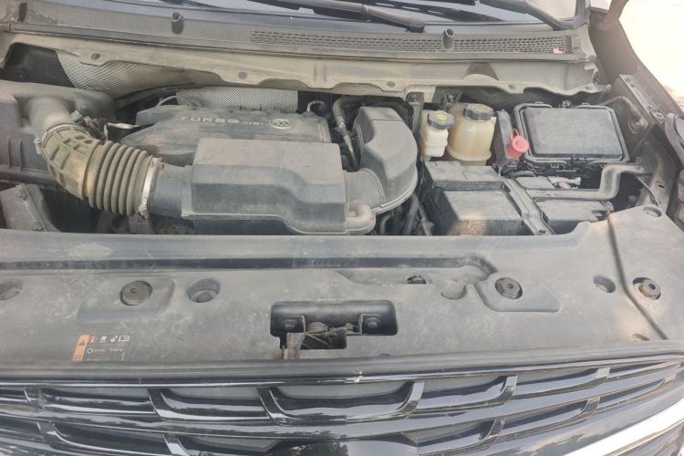 Used Buick GL8 2021 Land Cruiser Executive Class 652T Comfort Model Engine Bay