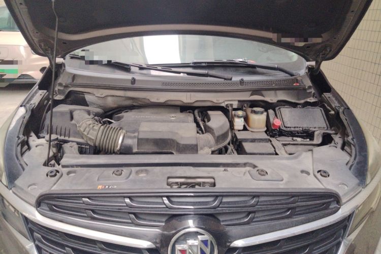 Used Buick GL8 2021 Land Cruiser Executive Class 652T Luxury Model Engine Bay