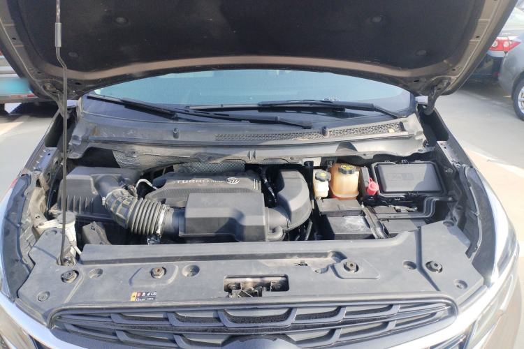 Used Buick GL8 2021 Land Cruiser Executive 652T Premium Model Engine Bay